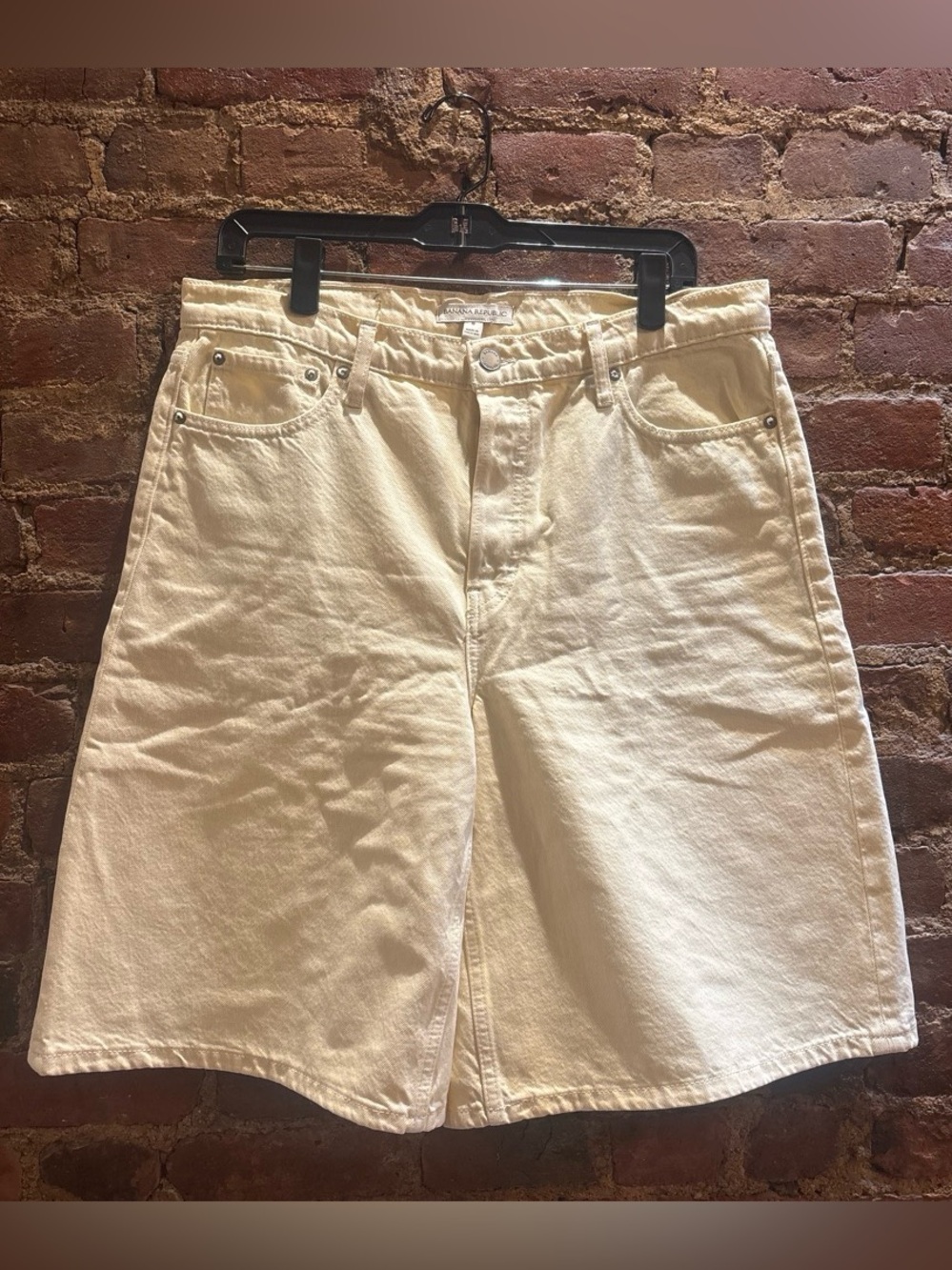 Banana Republic Cream Denim Bermuda Shorts size 10